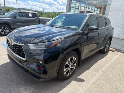 2023 Toyota Highlander Hybrid XLE