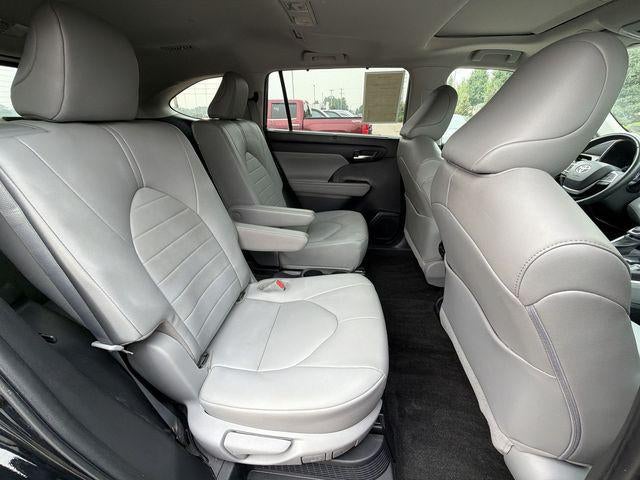 2023 Toyota Highlander Hybrid XLE