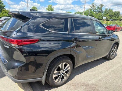 2023 Toyota Highlander Hybrid XLE