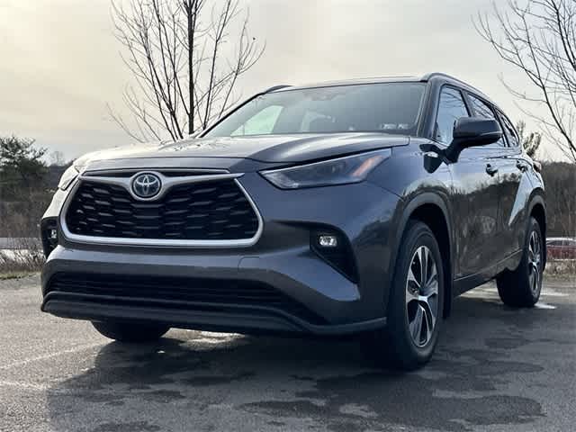2023 Toyota Highlander Hybrid XLE