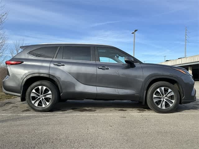 2023 Toyota Highlander Hybrid XLE