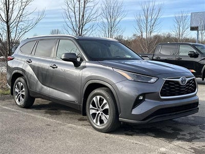 2023 Toyota Highlander Hybrid XLE