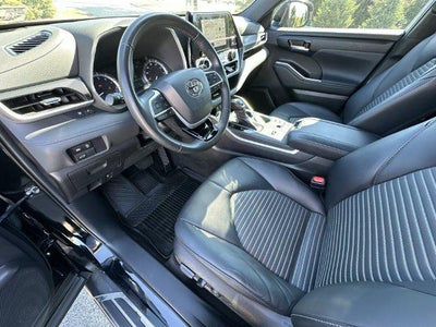 2023 Toyota Highlander XSE
