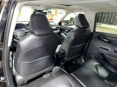 2025 Toyota Highlander XLE