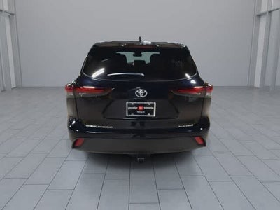 2025 Toyota Highlander XLE