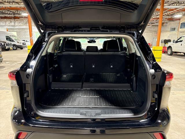 2025 Toyota Highlander XLE
