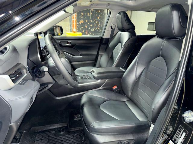 2025 Toyota Highlander XLE