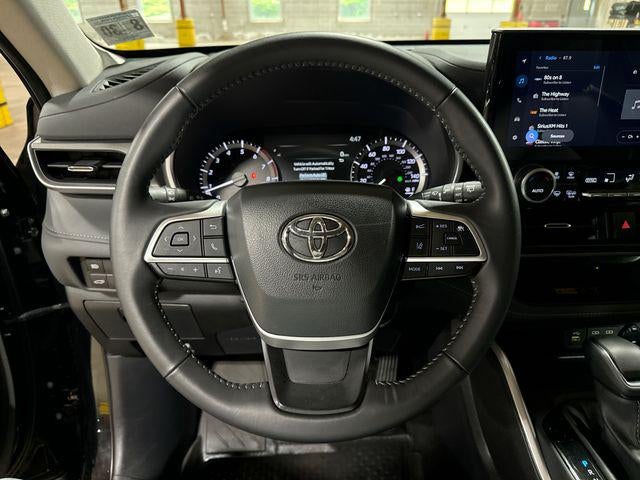 2025 Toyota Highlander XLE