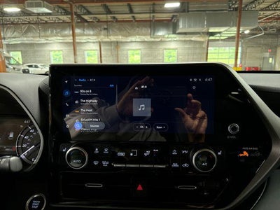 2025 Toyota Highlander XLE