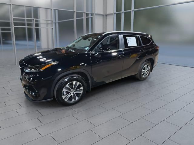 2025 Toyota Highlander XLE