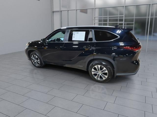 2025 Toyota Highlander XLE
