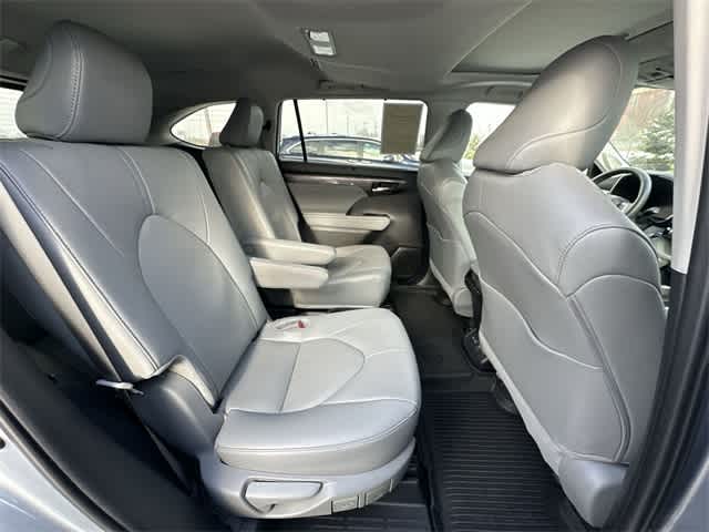 2024 Toyota Highlander Limited