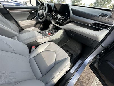 2024 Toyota Highlander Limited