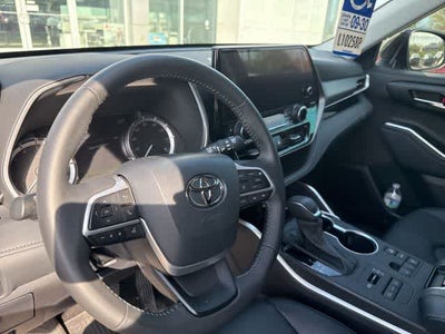 2024 Toyota Highlander XLE