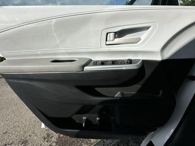 2025 Toyota Sienna LE