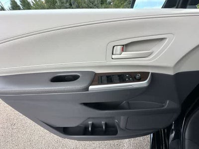 2023 Toyota Sienna LE