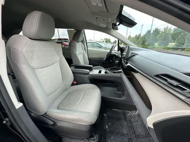 2023 Toyota Sienna LE