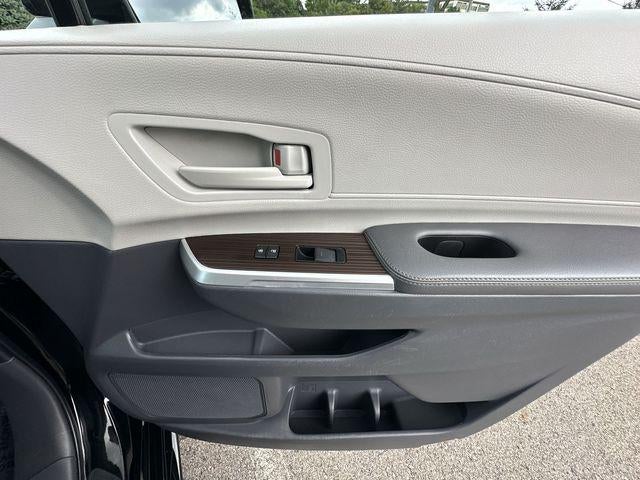2023 Toyota Sienna LE
