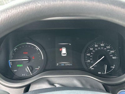2023 Toyota Sienna LE