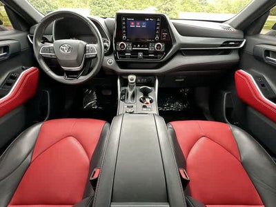 2022 Toyota Highlander XSE