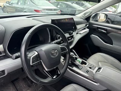 2023 Toyota Highlander Hybrid Limited