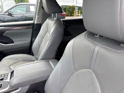 2023 Toyota Highlander Hybrid Limited