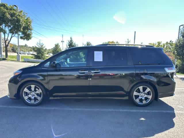 2018 Toyota Sienna SE Premium