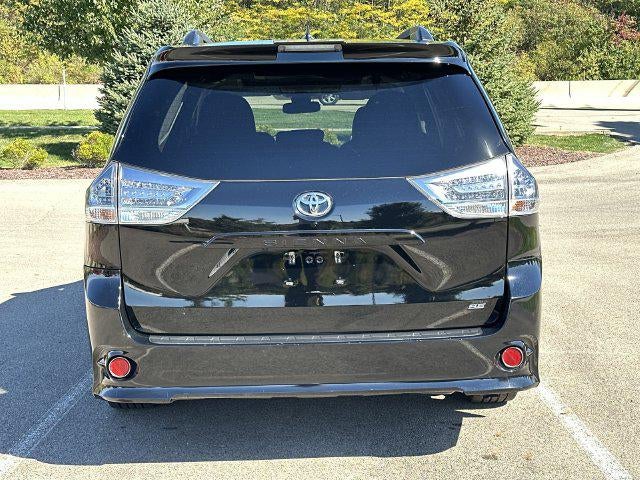 2018 Toyota Sienna SE Premium