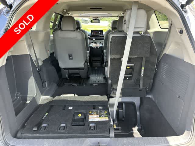 2023 Toyota Sienna XLE