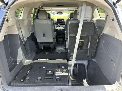 2023 Toyota Sienna XLE