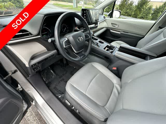 2023 Toyota Sienna XLE