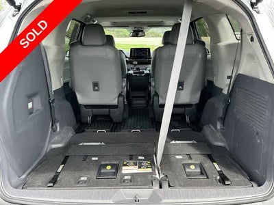 2023 Toyota Sienna XLE