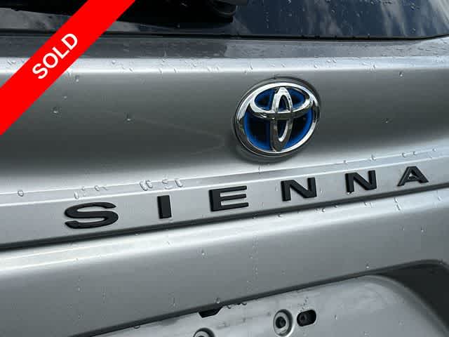 2023 Toyota Sienna XLE