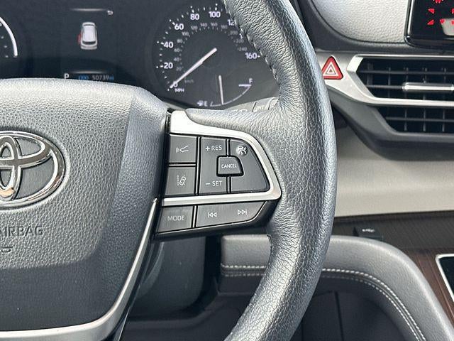 2023 Toyota Sienna XLE
