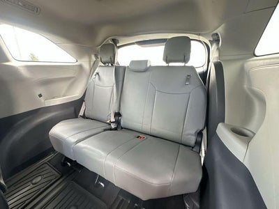 2023 Toyota Sienna XLE