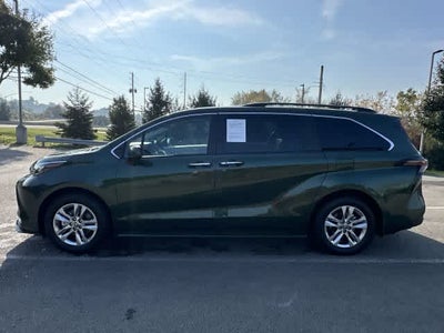 2026 Toyota Sienna XLE