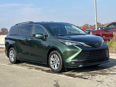 2026 Toyota Sienna XLE