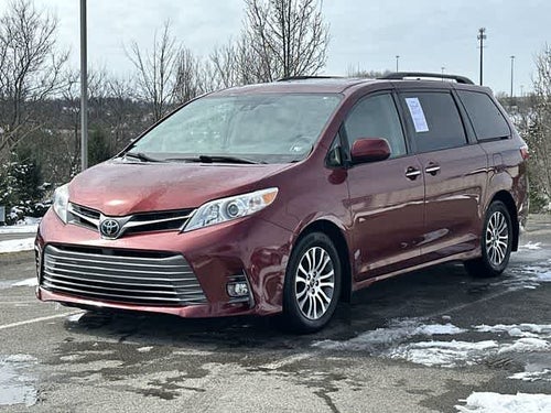 2018 Toyota Sienna XLE