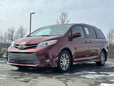 2018 Toyota Sienna XLE