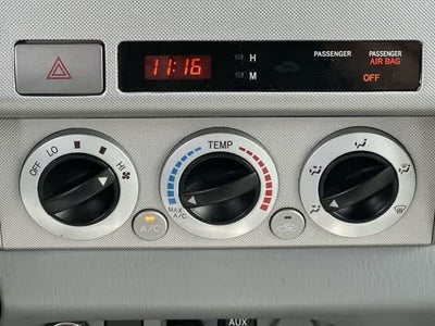 2010 Toyota Tacoma 4WD Double V6 AT (Natl)