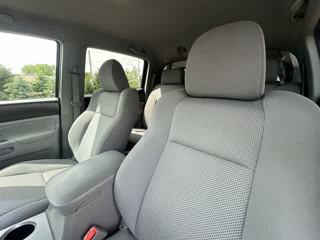 2010 Toyota Tacoma 4WD Double V6 AT (Natl)