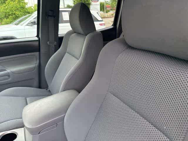 2010 Toyota Tacoma 4WD Double V6 AT (Natl)