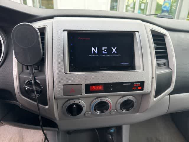 2010 Toyota Tacoma 4WD Double V6 AT (Natl)