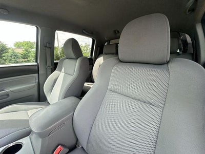 2010 Toyota Tacoma 4WD Double V6 AT (Natl)