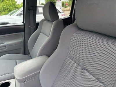 2010 Toyota Tacoma 4WD Double V6 AT (Natl)