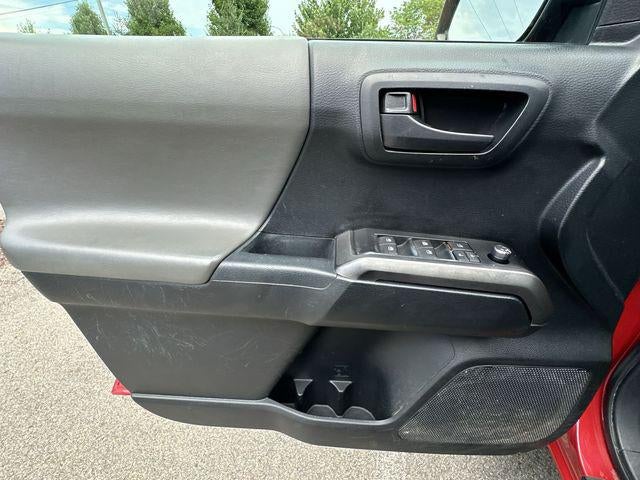 2017 Toyota Tacoma SR5
