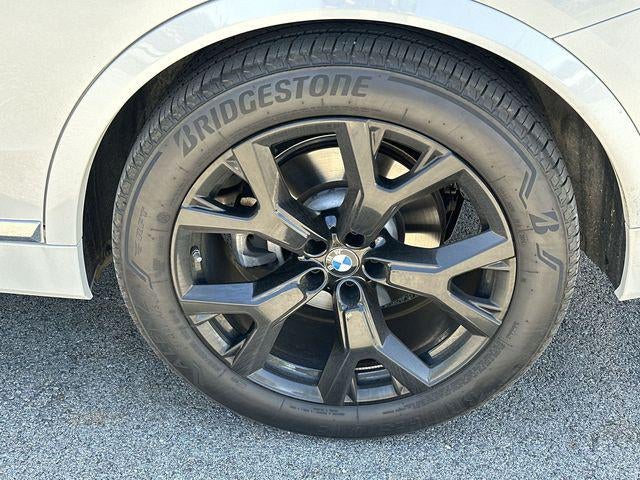 2025 BMW X7 xDrive40i xDrive40i