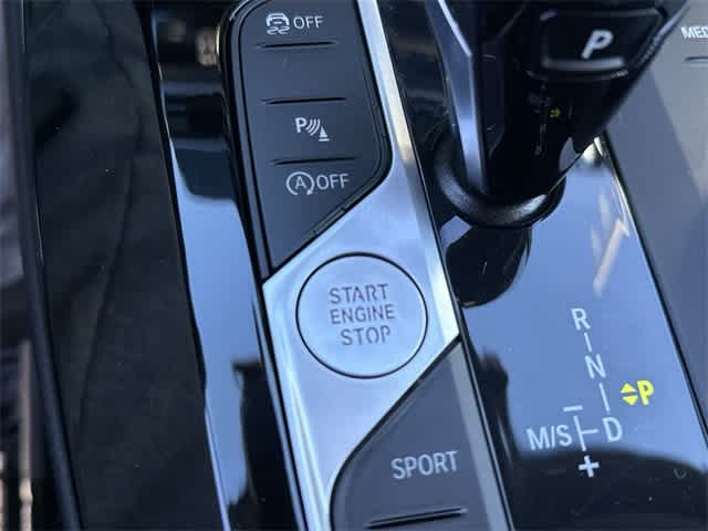 2023 BMW X4 xDrive30i