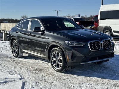 2023 BMW X4 xDrive30i