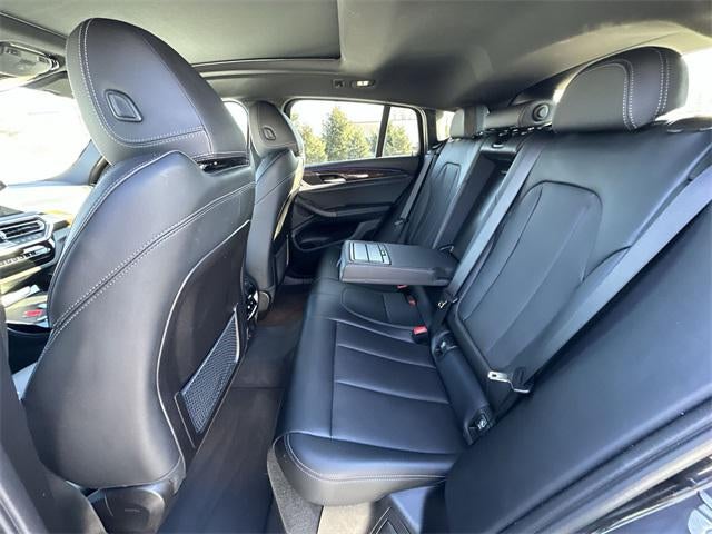 2023 BMW X4 xDrive30i